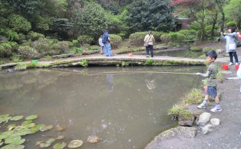 釣り堀池